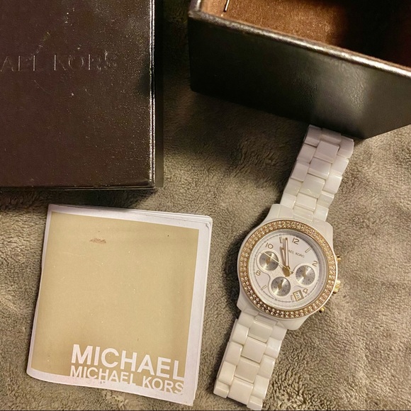 Michael Kors - White/Gold Ceramic Watch - MK5237 - Picture 4 of 4